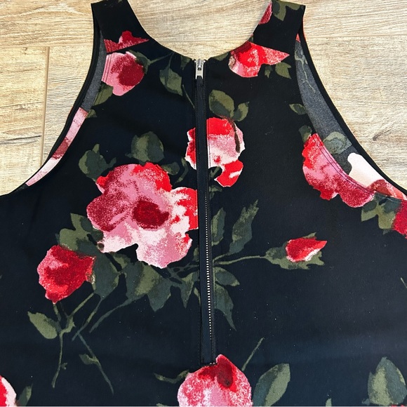 Women’s Wilfred floral blouse - Picture 9 of 9